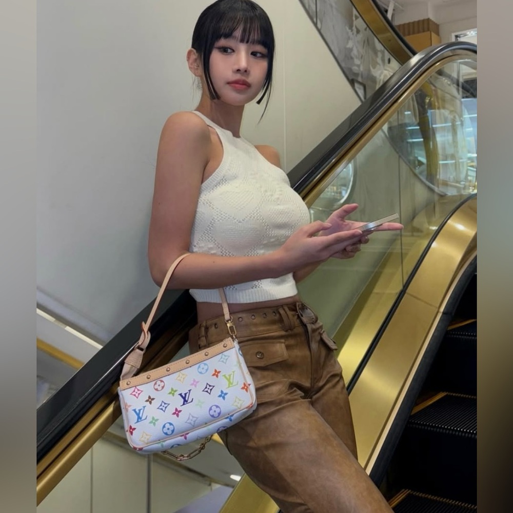 SOLD *EB 2025 LV X TM Murakami Multicolor Pochette Accessories Bag- NWT - Picture 7 of 14